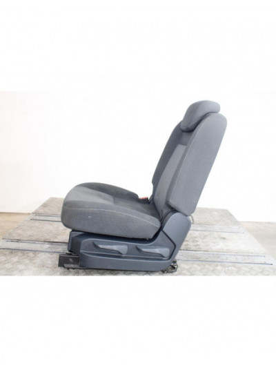 Recambio de asientos trasero izquierdo para ford grand c-max trend referencia OEM IAM AM51U60044FE