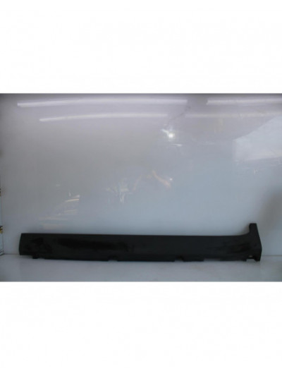 Recambio de faldon lateral izquierdo para ford kuga (cbv) titanium referencia OEM IAM 8V41S10155A