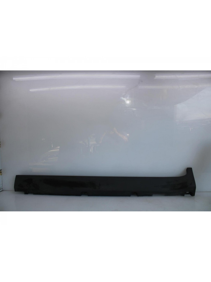 Recambio de faldon lateral izquierdo para ford kuga (cbv) titanium referencia OEM IAM 8V41S10155A