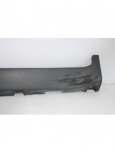 Recambio de faldon lateral izquierdo para ford kuga (cbv) titanium referencia OEM IAM 8V41S10155A