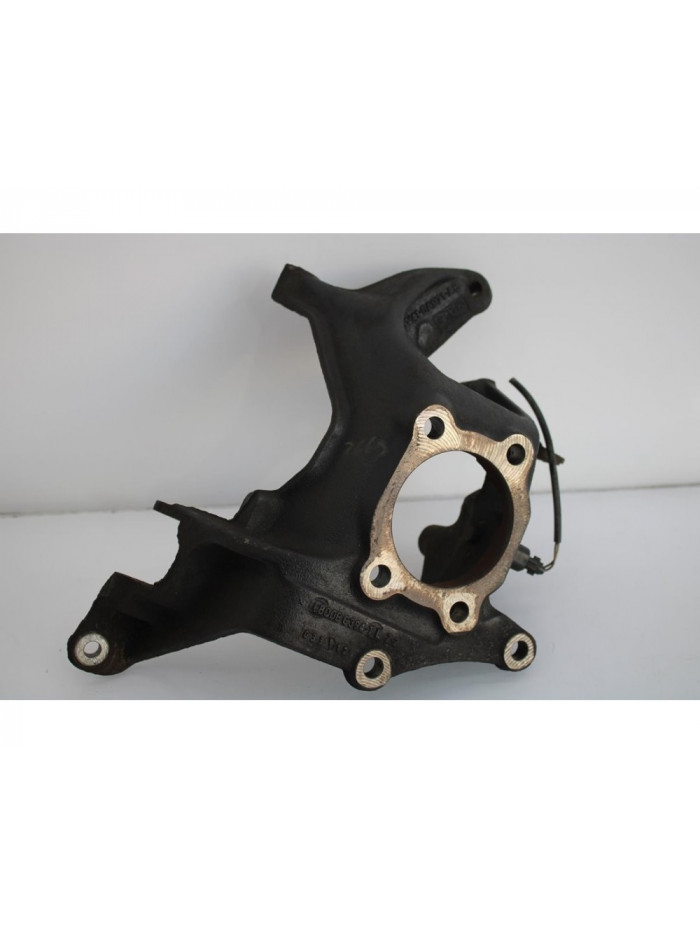 Recambio de mangueta trasera izquierda para ford kuga (cbv) titanium referencia OEM IAM 8V415A971AB