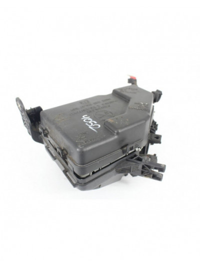 Recambio de caja reles / fusibles para alfa romeo giulietta (191) sprint referencia OEM IAM 50514168