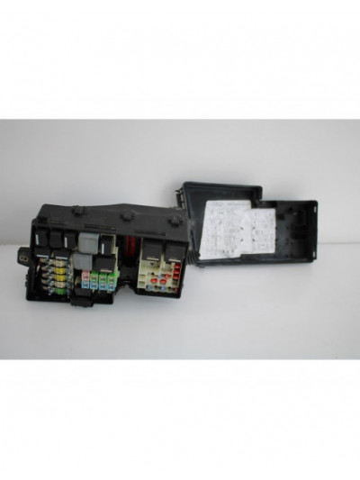 Recambio de caja reles / fusibles para ford kuga (cbv) titanium referencia OEM IAM 9M5T14A067