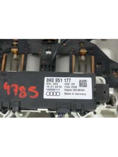 Luz techo AUDI Q5 2.0 TDI quattro 2010