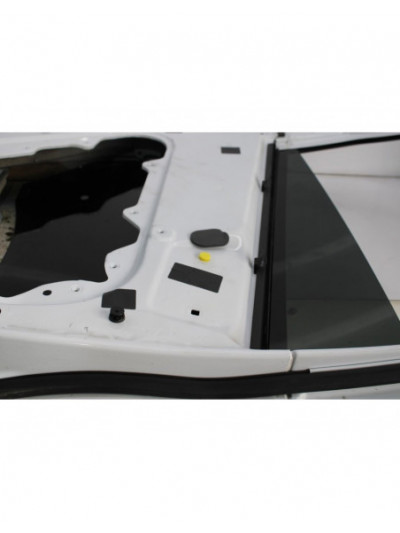 Recambio de puerta trasera izquierda para ford kuga (cbv) titanium referencia OEM IAM