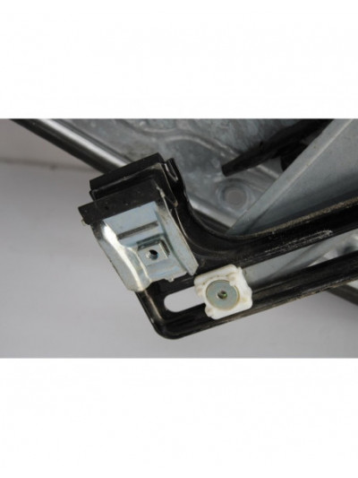 Elevalunas trasero derecho FORD KUGA Titanium 2012