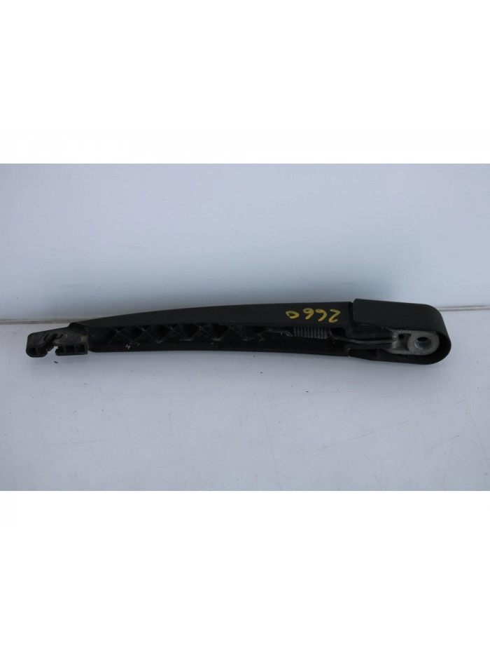 Brazo limpia trasero FORD KUGA Titanium 2012