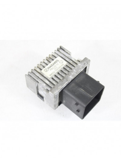 Caja precalentamiento FORD KUGA Titanium 2012