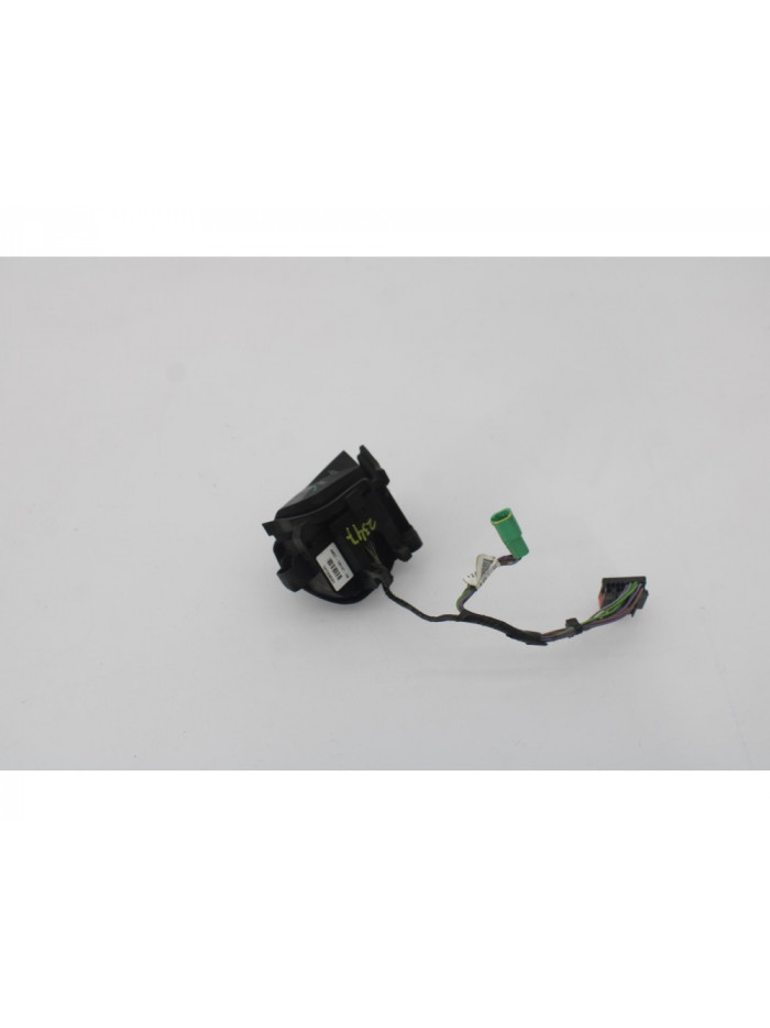 Mando volante FORD FOCUS LIM. 1.6 TDCi CAT 2012