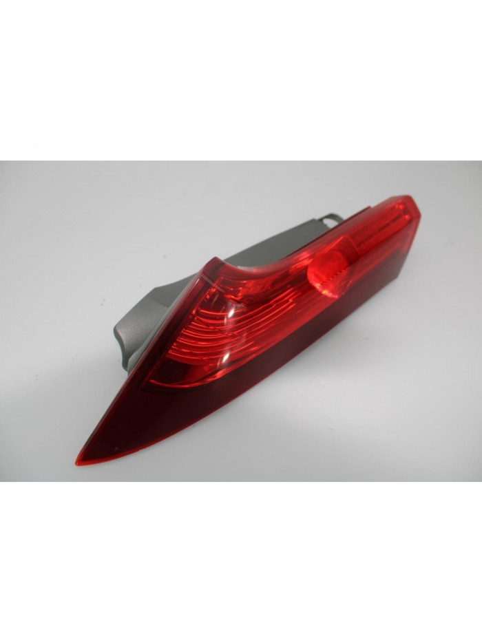 Recambio de piloto trasero izquierdo interior para honda cr-v comfort 4x4 referencia OEM IAM SUPERIOR