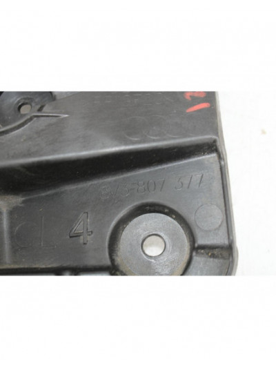 Recambio de soporte izquierdo paragolpe trasero para audi a3 (8v1, 8vk) 1.6 tdi referencia OEM IAM 8V3807377