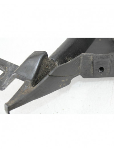 Recambio de soporte derecho paragolpe trasero para audi a3 (8v1, 8vk) 1.6 tdi referencia OEM IAM 8V3807378