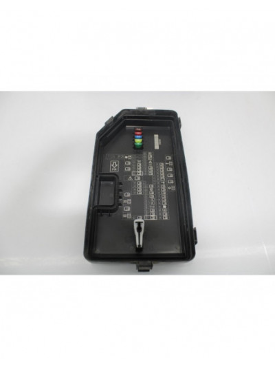 Recambio de caja reles / fusibles para honda cr-v comfort 4x4 referencia OEM IAM T0AA011