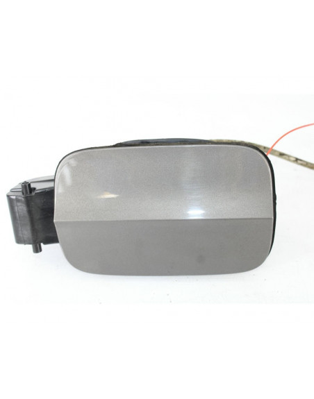 Recambio de tapa exterior combustible para audi a3 (8v1, 8vk) 1.6 tdi referencia OEM IAM 8V3809906