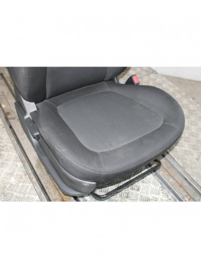 Recambio de asiento delantero derecho para hyundai i20 i (pb, pbt) 1.2 referencia OEM IAM