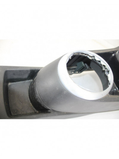 Recambio de consola central para hyundai i20 i (pb, pbt) 1.2 referencia OEM IAM