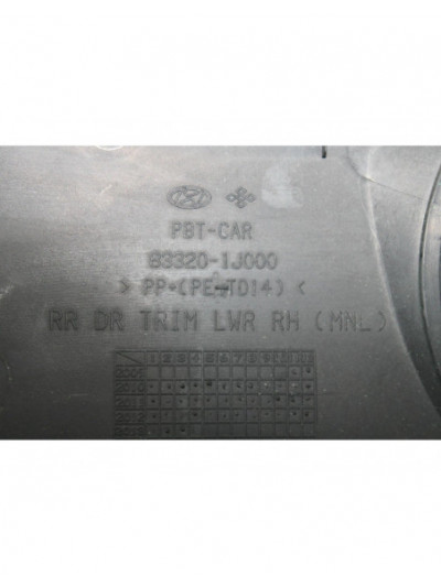 Recambio de guarnecido puerta trasera derecha para hyundai i20 i (pb, pbt) 1.2 referencia OEM IAM