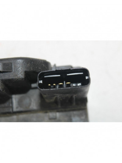 Cerradura puerta trasera derecha HYUNDAI i20 I 1.2 2013