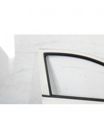 Puerta delantera derecha HYUNDAI i20 I 1.2 2013