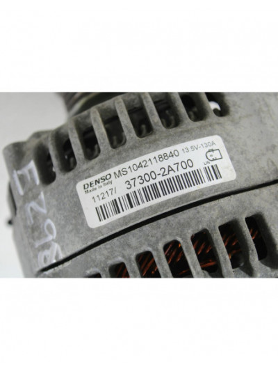 Recambio de alternador para hyundai tucson (tl, tle) 1.7 crdi referencia OEM IAM 373002A700