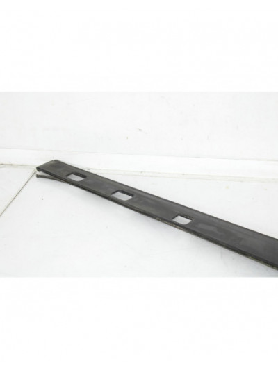 Recambio de moldura exterior derecha para hyundai tucson (tl, tle) 1.7 crdi referencia OEM IAM