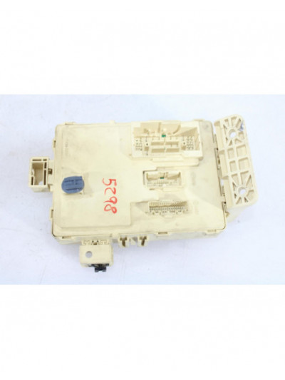 Recambio de caja reles / fusibles para hyundai tucson (tl, tle) 1.7 crdi referencia OEM IAM 91950D3640