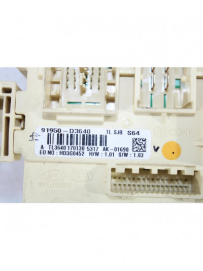 Recambio de caja reles / fusibles para hyundai tucson (tl, tle) 1.7 crdi referencia OEM IAM 91950D3640