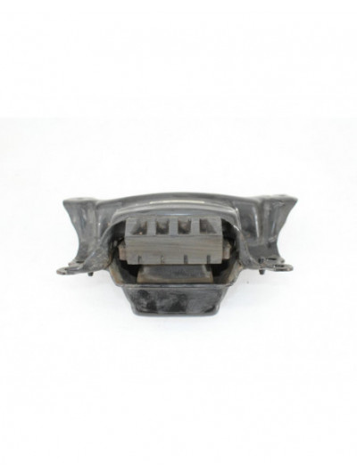 Soporte motor AUDI A3 1.6 TDI 105CV 77KW 2013