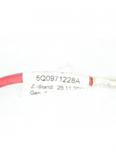 Cable positivo bateria AUDI A3 1.6 TDI 2013