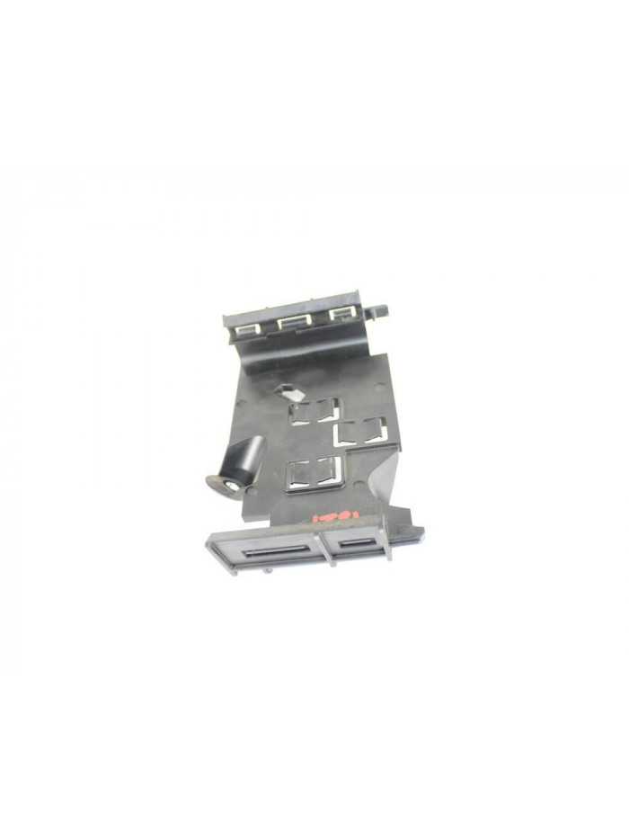 Soporte centralita motor UCE AUDI A3 1.6 TDI 2013