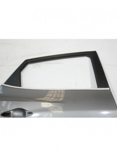 Puerta trasera derecha HYUNDAI ix35 1.7 CRDi 2010