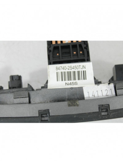 Warning HYUNDAI ix35 1.7 CRDi 2010