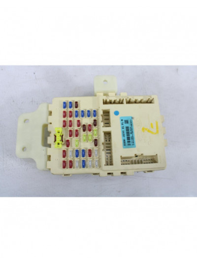Recambio de caja reles / fusibles para hyundai ix35 (lm, el, elh) 1.7 crdi referencia OEM IAM