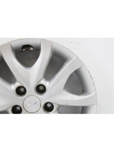Recambio de llanta para hyundai i30 classic referencia OEM IAM 529102L2502