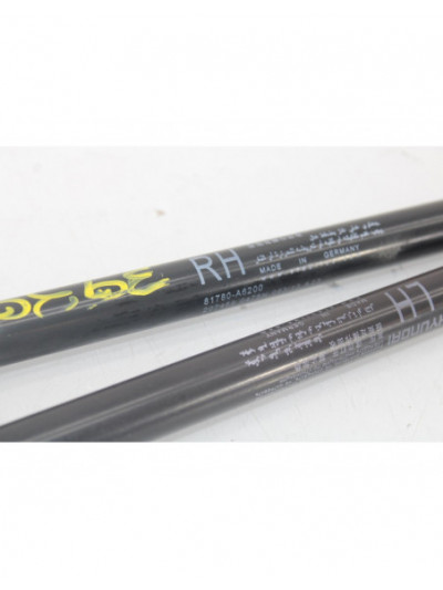 Recambio de amortiguadores maletero / porton para hyundai i30 (gd) style sport referencia OEM IAM 81780A6200