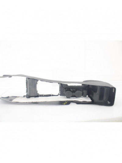 Recambio de apoyabrazos central para hyundai i30 (gd) style sport referencia OEM IAM 84681A6100