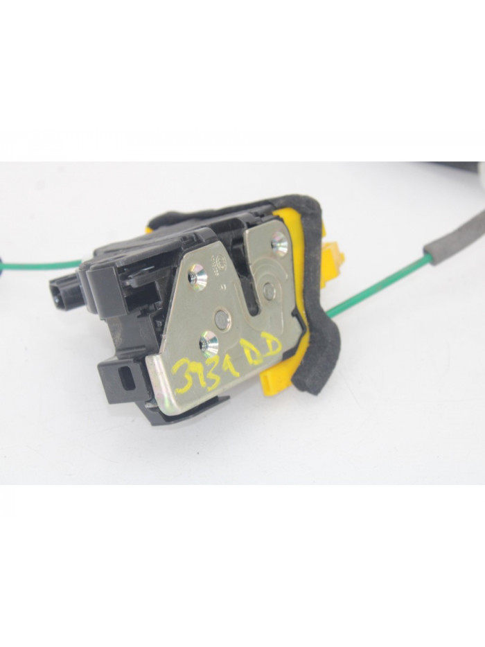 Recambio de cerradura puerta delantera derecha para hyundai i30 (gd) style sport referencia OEM IAM 81320A6110