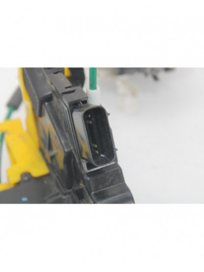 Recambio de cerradura puerta delantera derecha para hyundai i30 (gd) style sport referencia OEM IAM 81320A6110