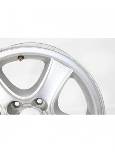 Recambio de llanta para hyundai santa fe (sm) 2.4 gls referencia OEM IAM 52910262503
