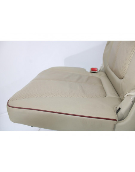 Recambio de asientos tercera fila para hyundai santa fe (bm) 2.2 crdi comfort 4x4 referencia OEM IAM PIELBEIGEIZQ