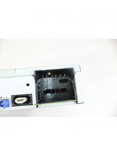 Recambio de sistema navegacion gps para audi a3 (8v1, 8vk) 1.6 tdi referencia OEM IAM 8V0035864A