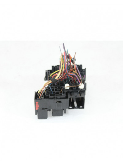 Recambio de caja reles / fusibles para audi a3 (8v1, 8vk) 1.6 tdi referencia OEM IAM 5Q0937615C