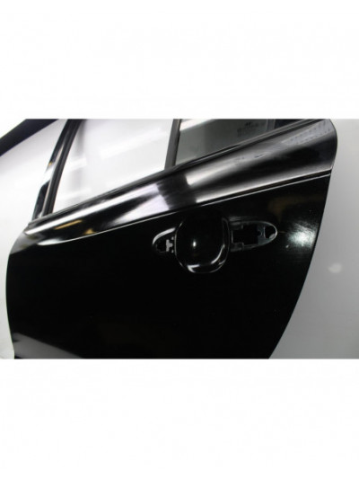 Recambio de puerta trasera izquierda para hyundai santa fe (bm) 2.2 crdi style 4x4 referencia OEM IAM NEGRO