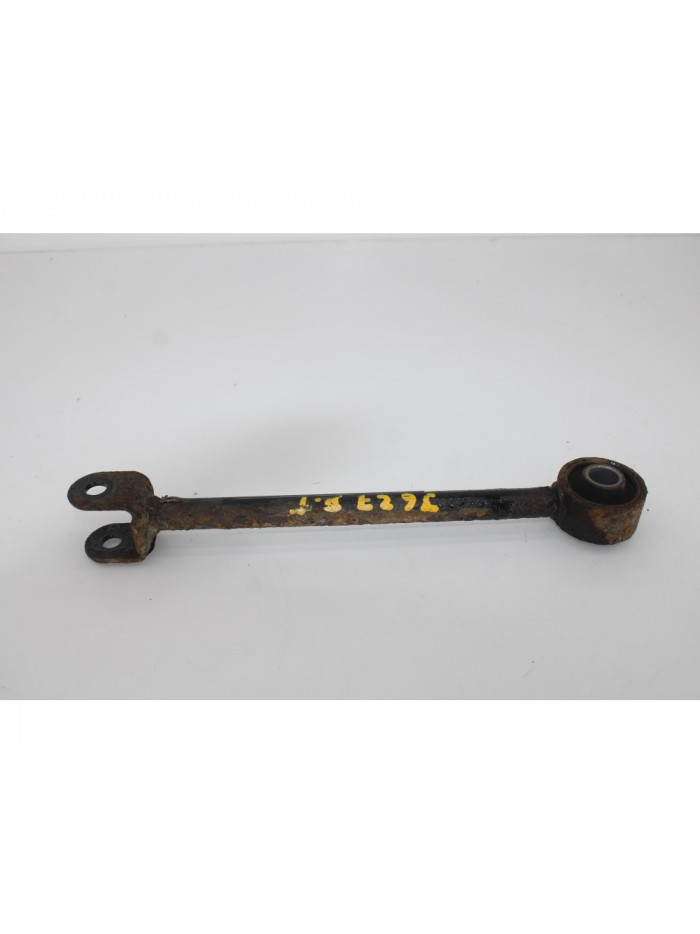 Recambio de tirante trasero derecho para hyundai santa fe (bm) 2.2 crdi style 4x4 referencia OEM IAM 551182B100