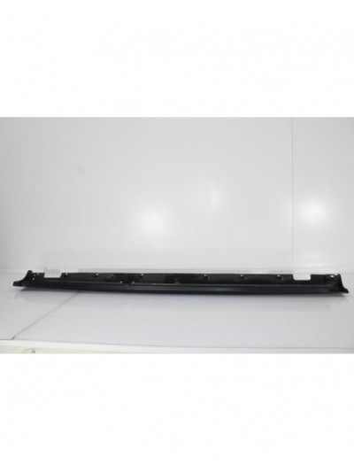 Recambio de faldon lateral derecho para hyundai santa fe (bm) 2.2 crdi style 4x4 referencia OEM IAM 877202B200