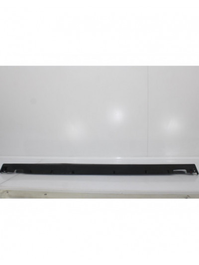 Recambio de faldon lateral izquierdo para hyundai santa fe (bm) 2.2 crdi style 4x4 referencia OEM IAM 877102B200