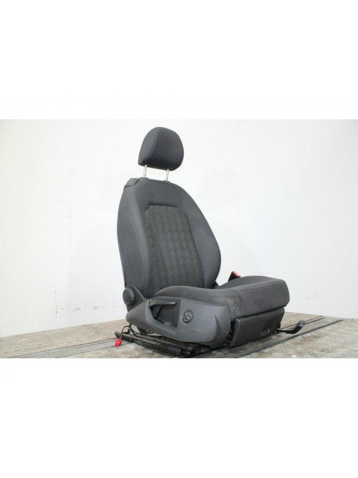 Asiento delantero derecho AUDI A3 1.6 TDI 2013