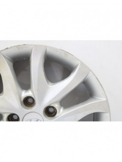 Recambio de llanta para hyundai i30 classic referencia OEM IAM 529102L2501