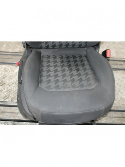 Asiento delantero derecho AUDI A3 1.6 TDI 2013