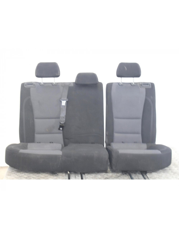 Recambio de asientos traseros para hyundai i30 (gd) style sport referencia OEM IAM 3939TELANEGRO